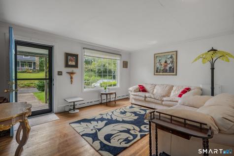 4 Marilyn Road Waterford CT 06385