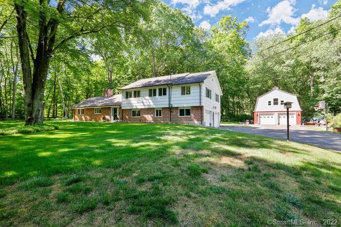 11 Silversmith Lane Redding CT 06896