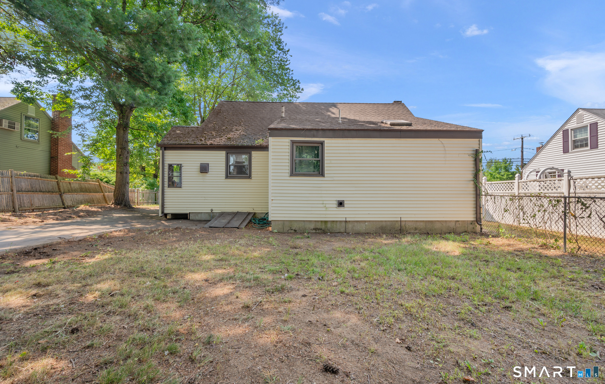 128 Capen Street Windsor CT 06095
