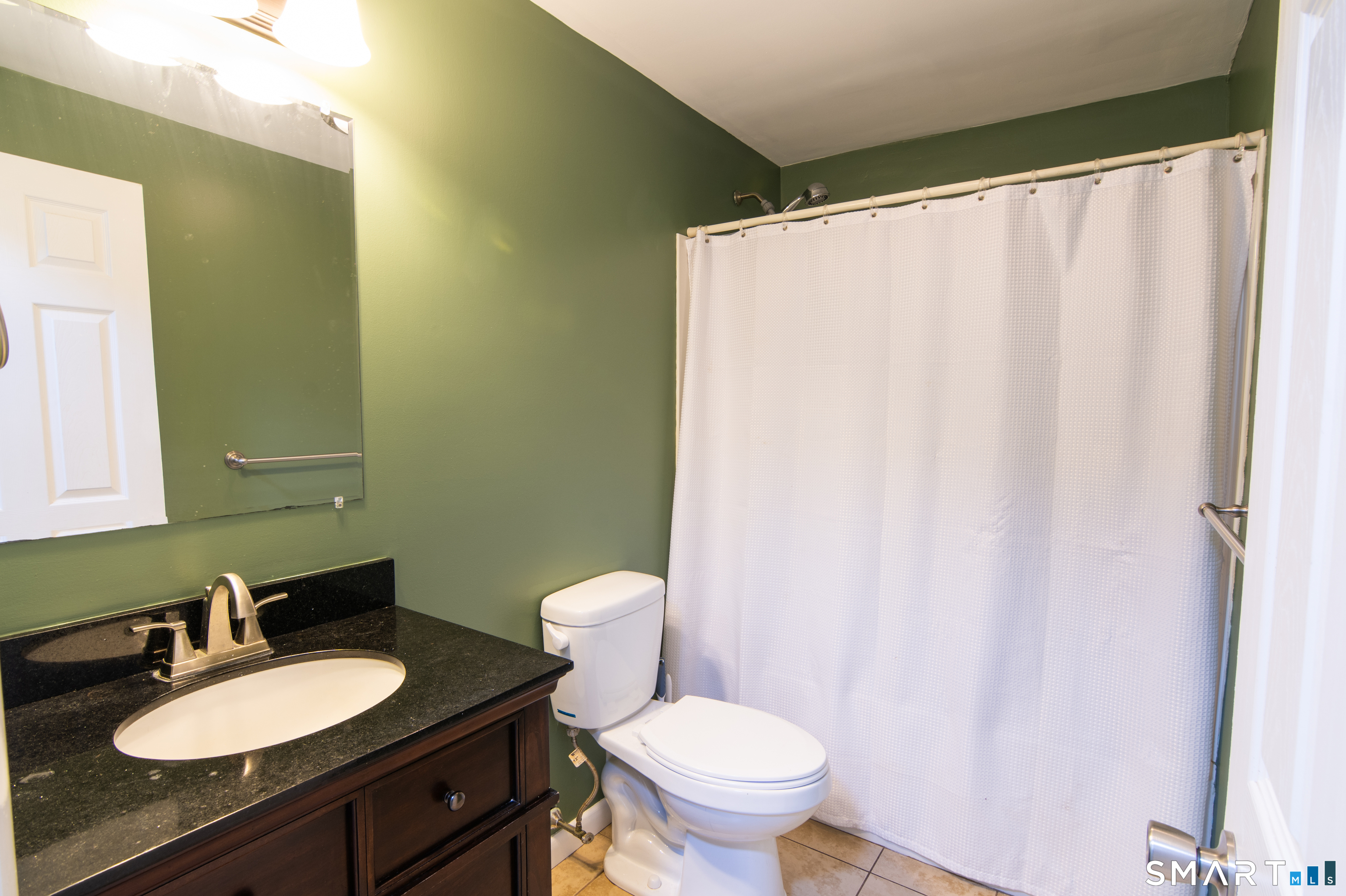 27 New York Road Montville CT 06370