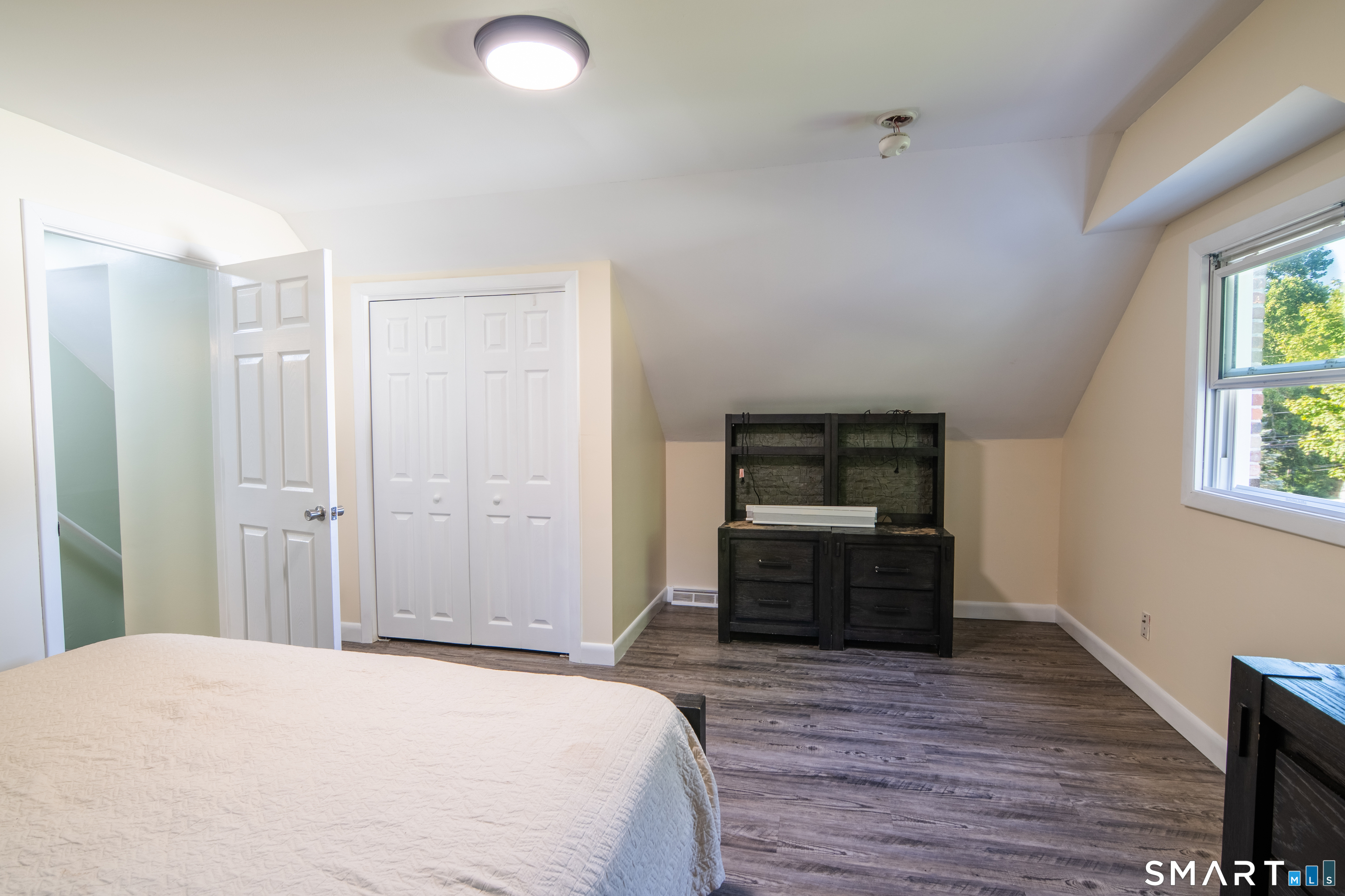 27 New York Road Montville CT 06370