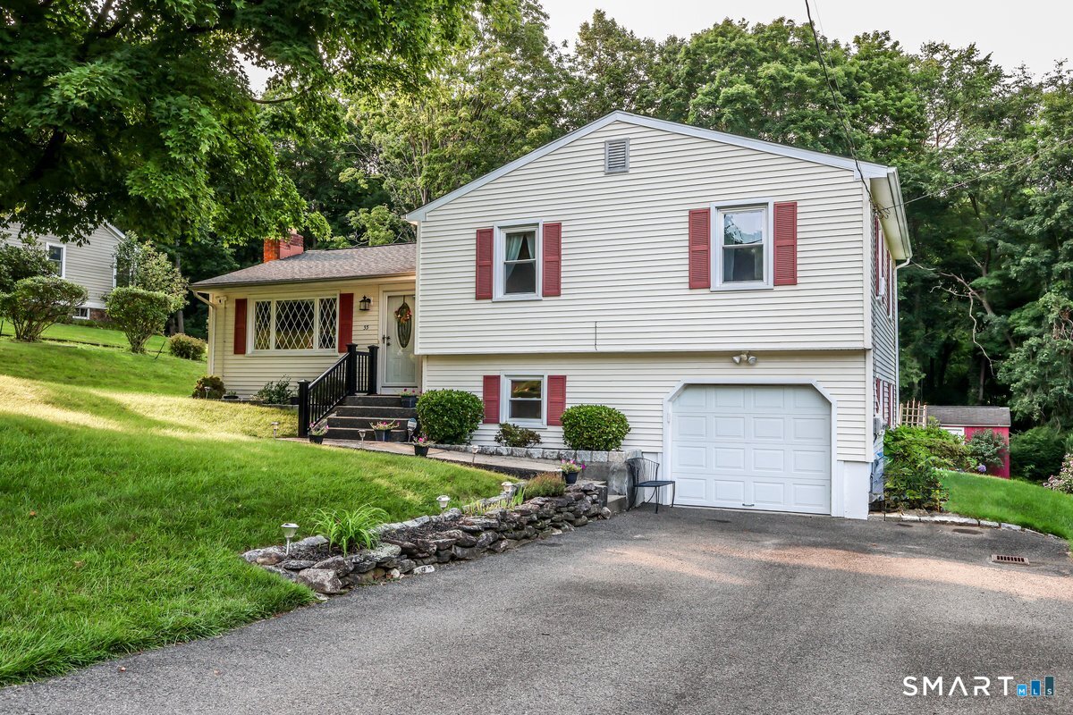 55 Taylor Terrace New Milford CT 06776