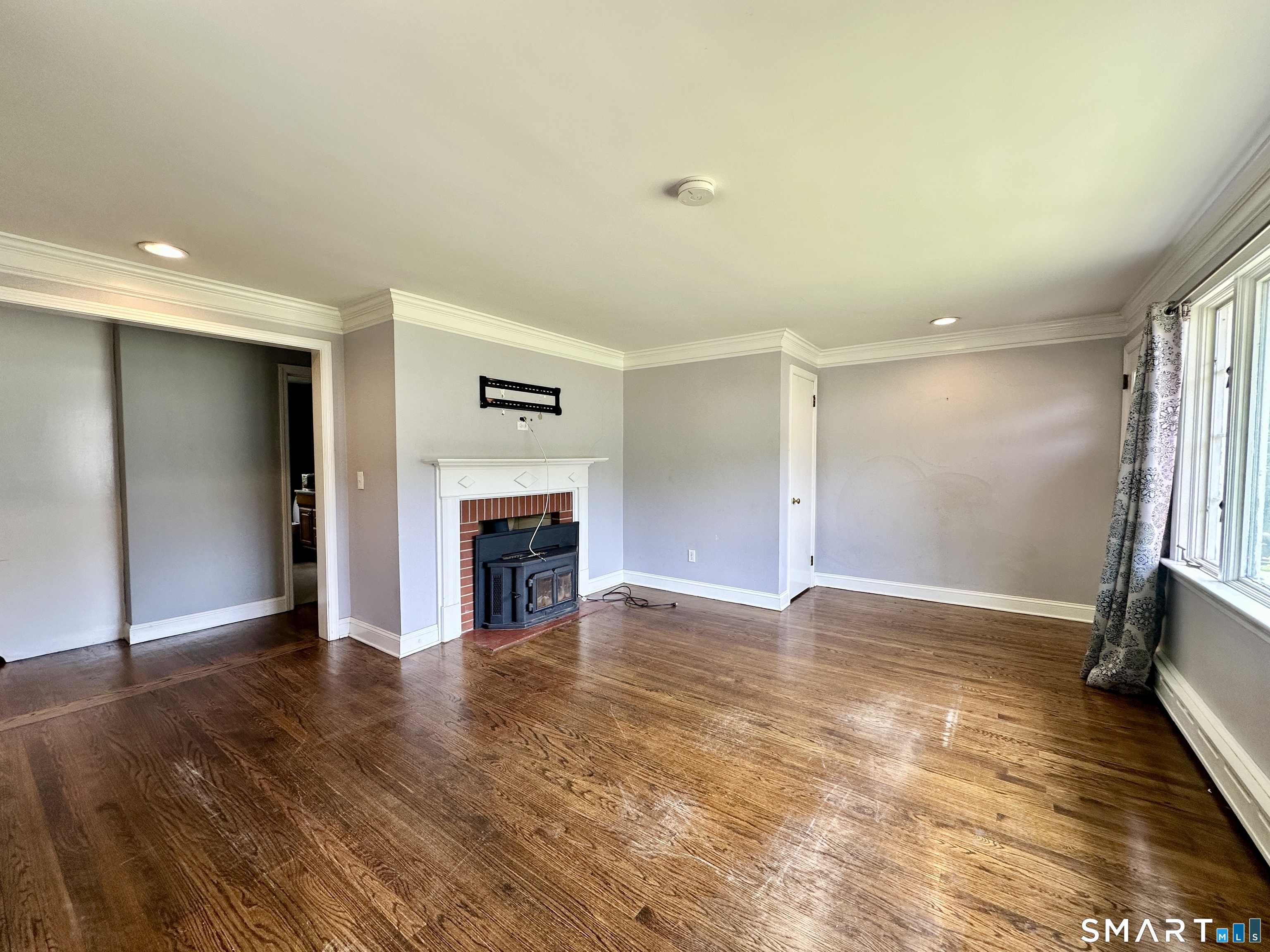 1 Edward Avenue Enfield CT 06082