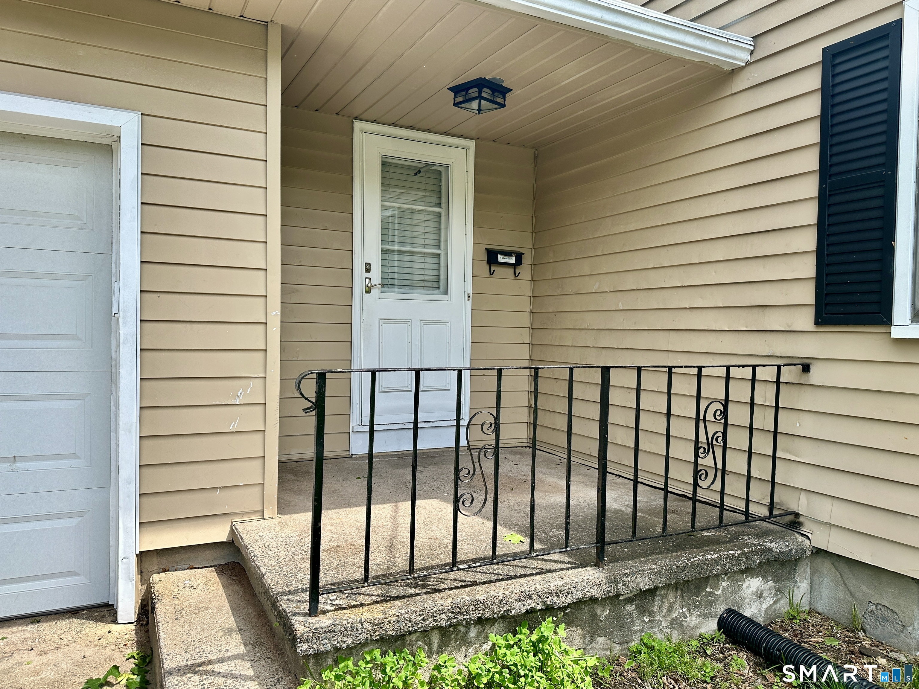 1 Edward Avenue Enfield CT 06082