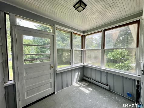 1 Edward Avenue Enfield CT 06082