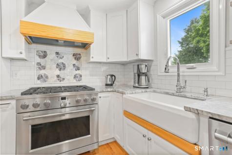 2465 Mill Plain Road Fairfield CT 06824
