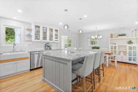 2465 Mill Plain Road Fairfield CT 06824