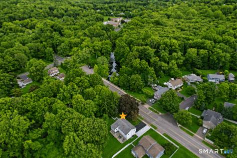 2465 Mill Plain Road Fairfield CT 06824