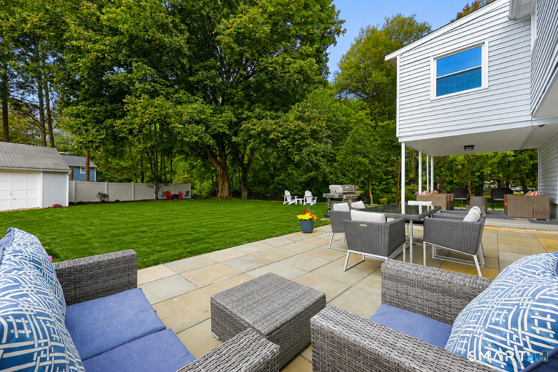 2465 Mill Plain Road Fairfield CT 06824
