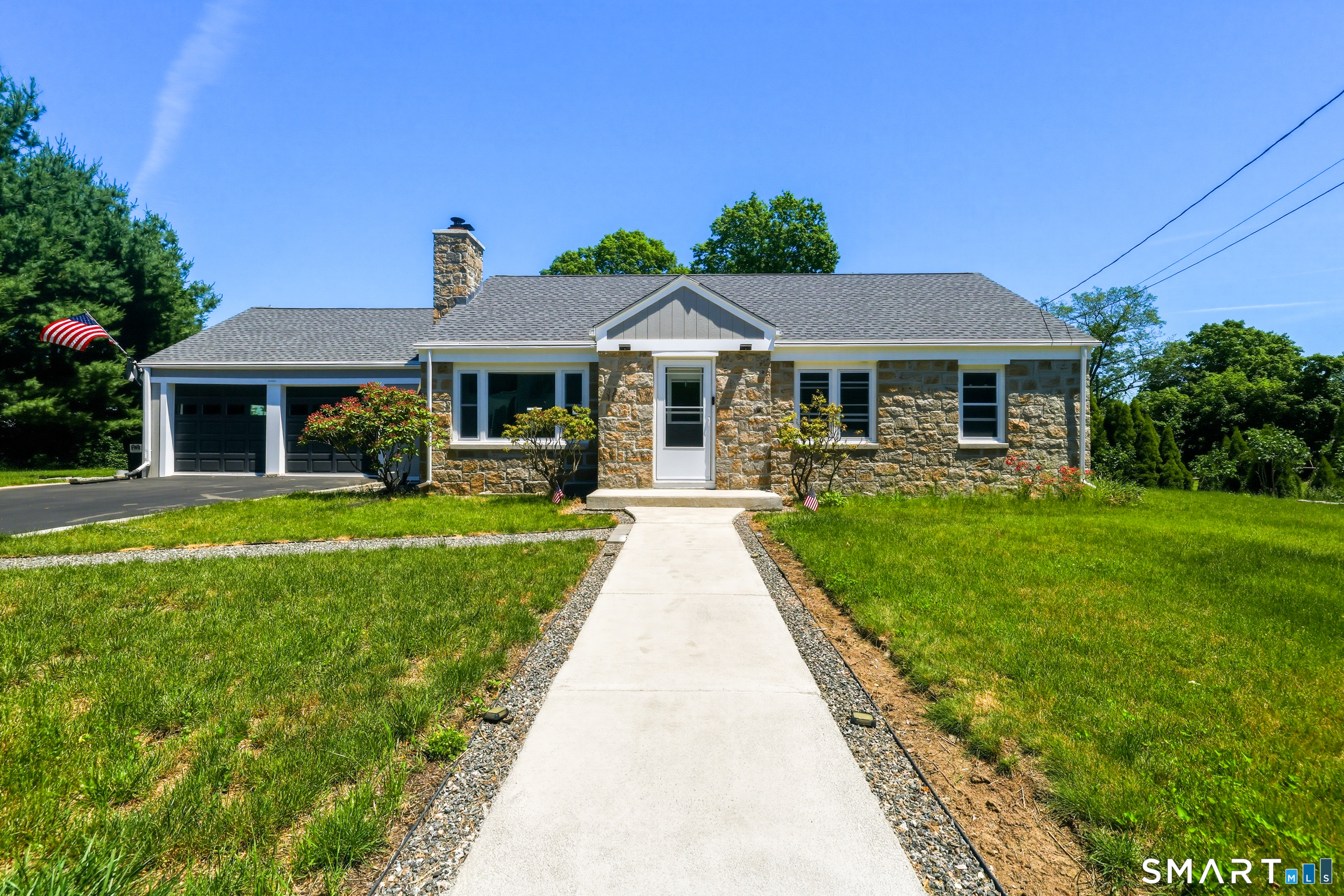 24 Crown Street Trumbull CT 06611