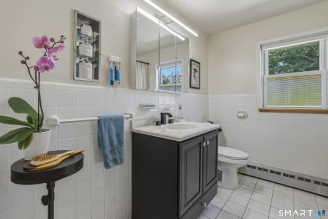 24 Crown Street Trumbull CT 06611