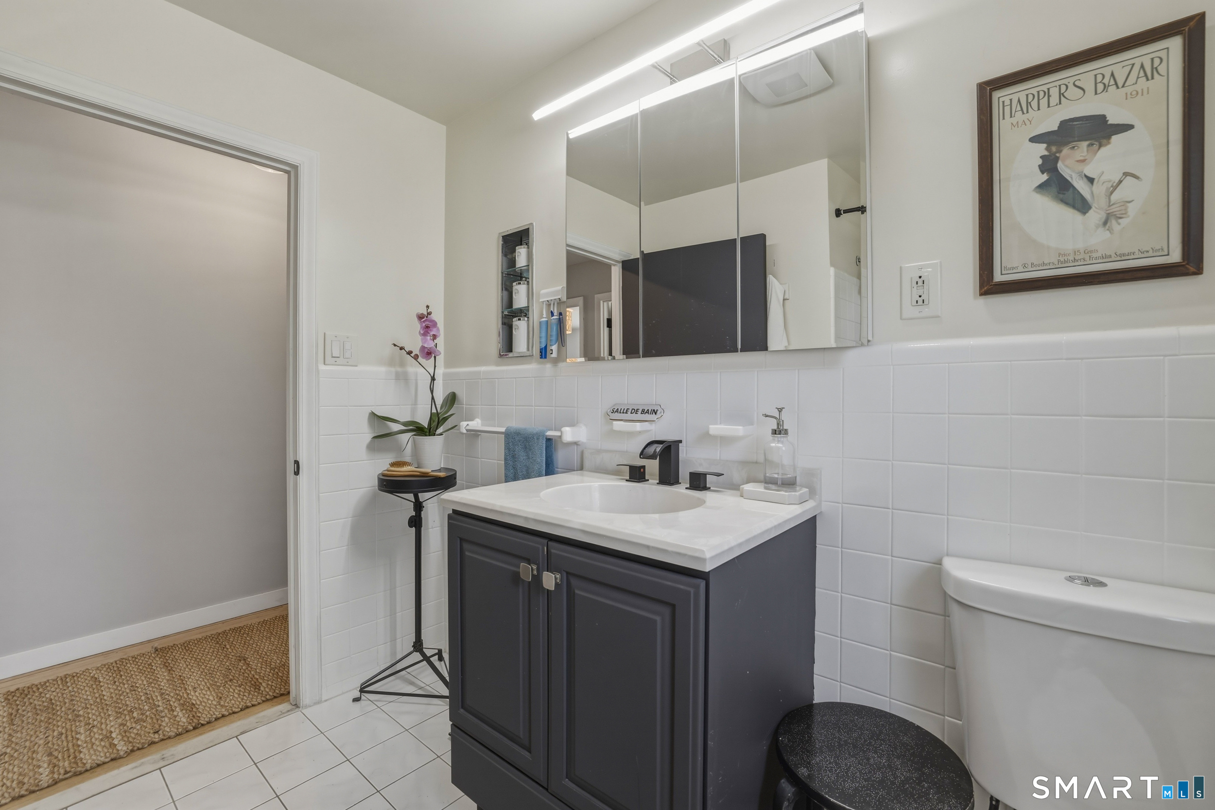 24 Crown Street Trumbull CT 06611