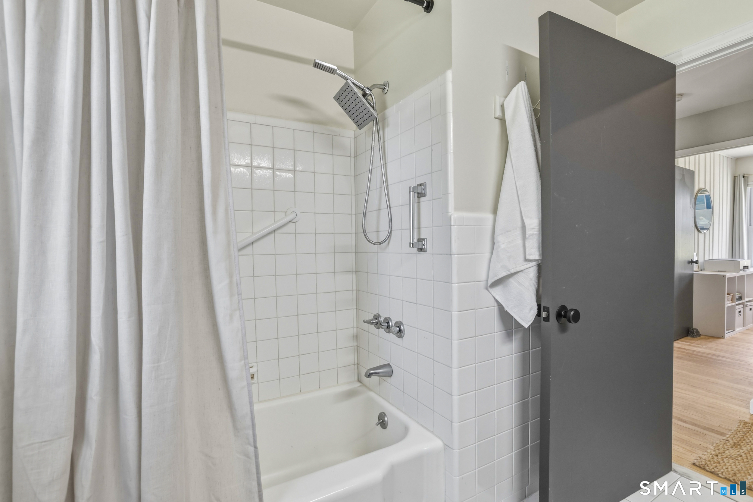 24 Crown Street Trumbull CT 06611
