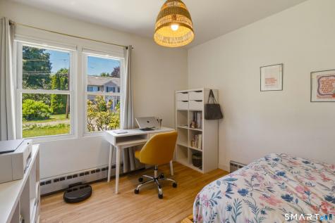 24 Crown Street Trumbull CT 06611
