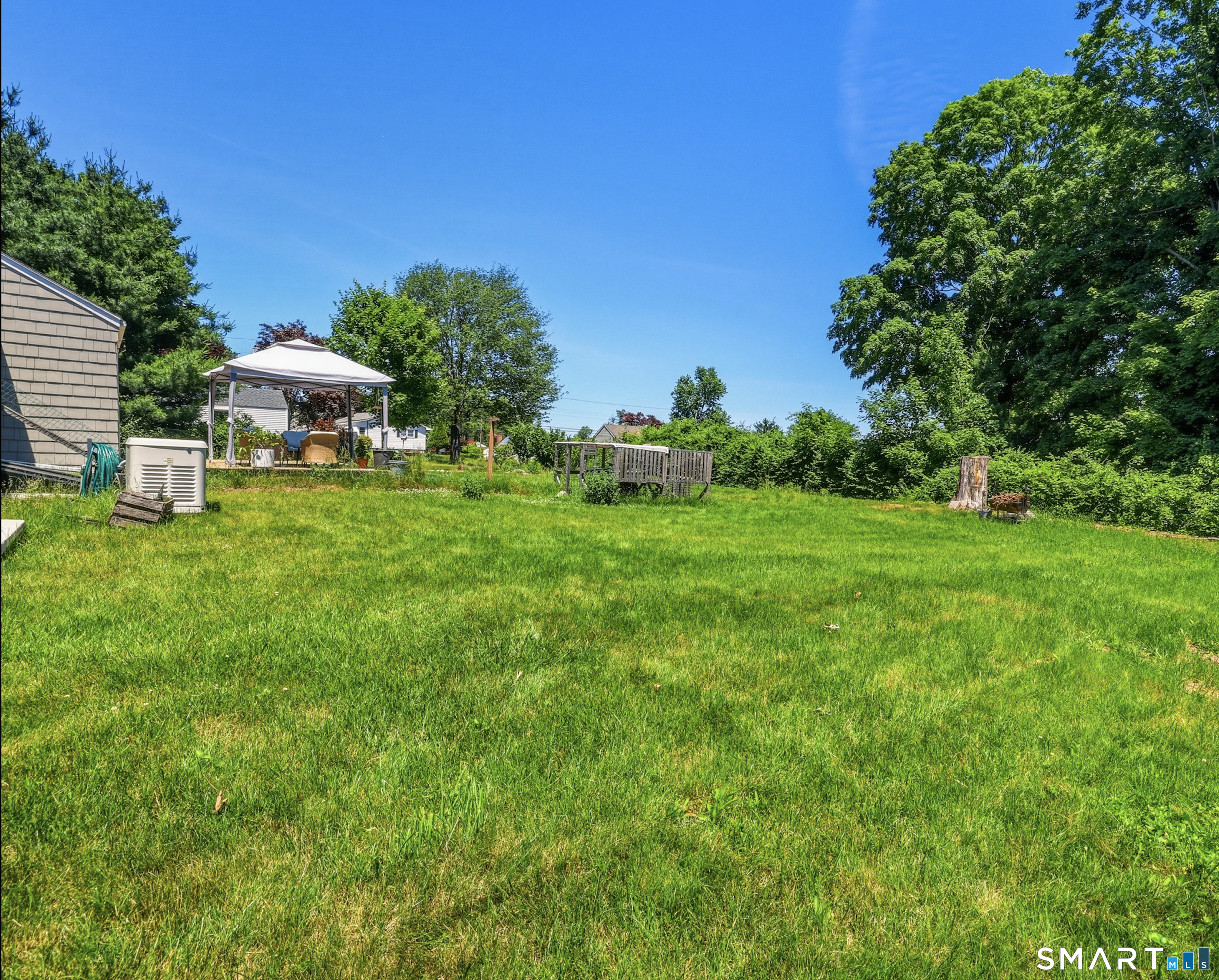 24 Crown Street Trumbull CT 06611