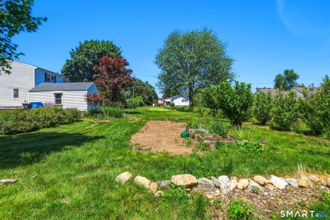 24 Crown Street Trumbull CT 06611