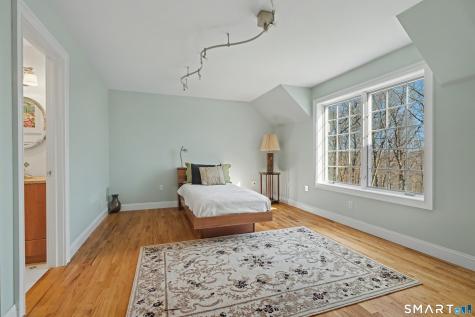 162 Britiani Road Southbury CT 06488