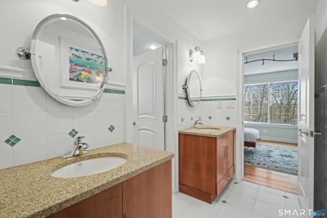 162 Britiani Road Southbury CT 06488