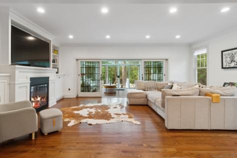 109 West Avenue Darien CT 06820