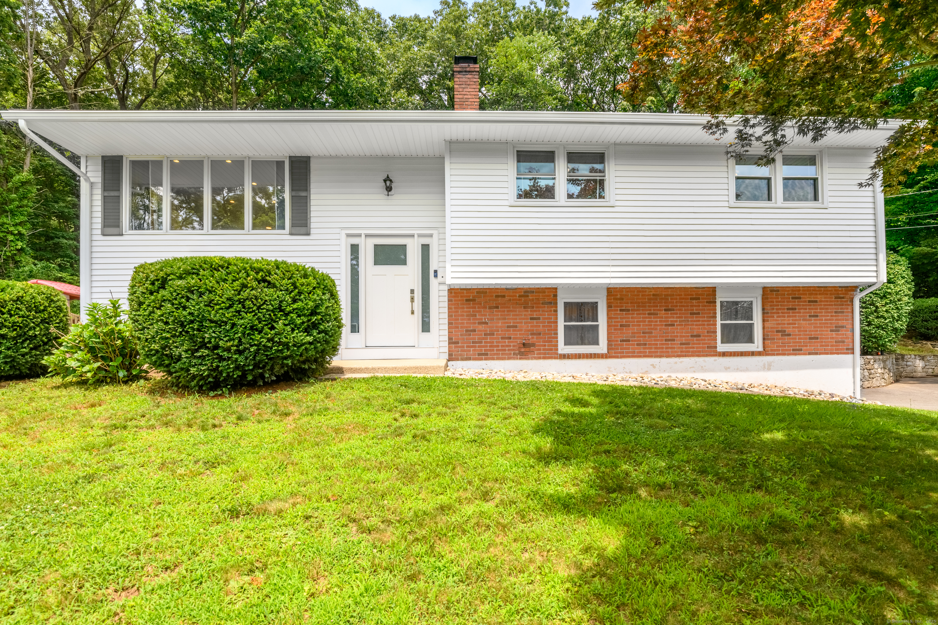 37 Cedar Lane Beacon Falls CT 06403