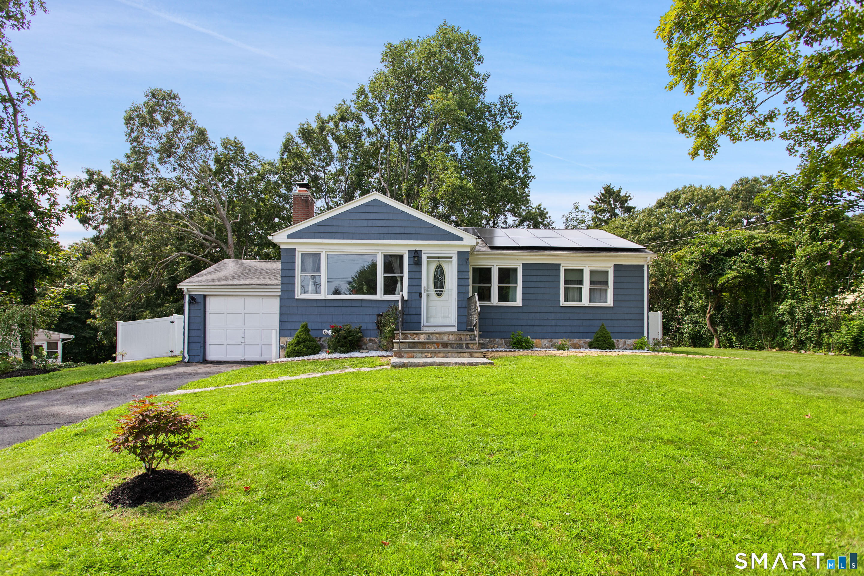 14 Alpine Drive East Haven CT 06512