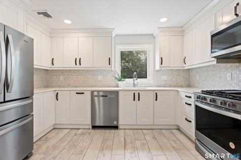 14 Alpine Drive East Haven CT 06512