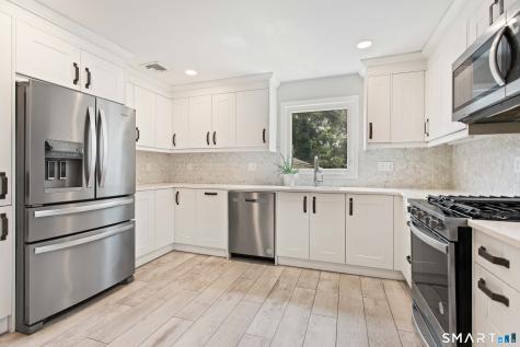 14 Alpine Drive East Haven CT 06512