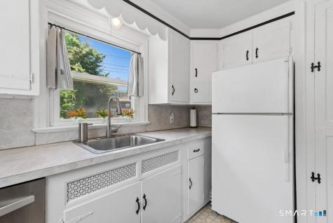 22 Country Lane Trumbull CT 06611