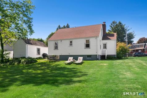 22 Country Lane Trumbull CT 06611