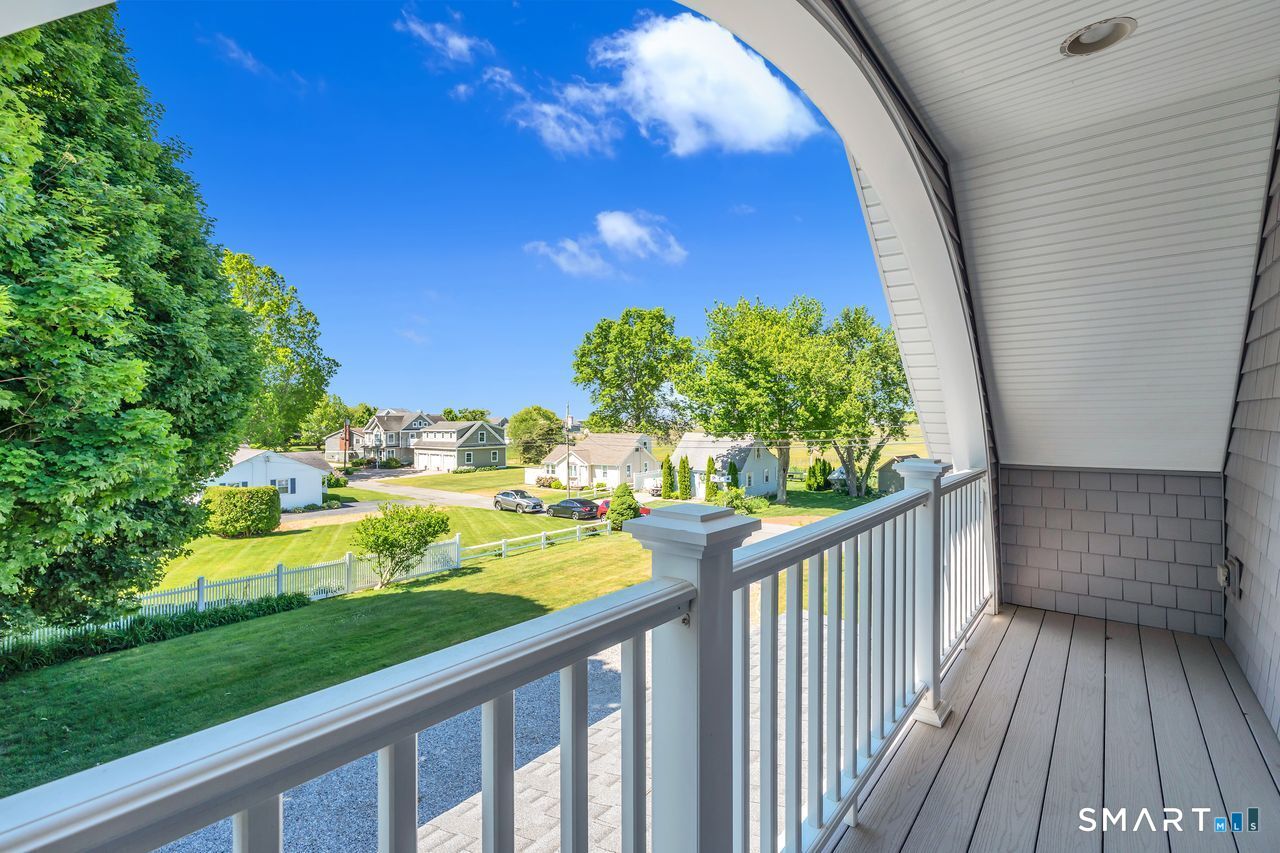 8 Owaneco Trail Old Saybrook CT 06475