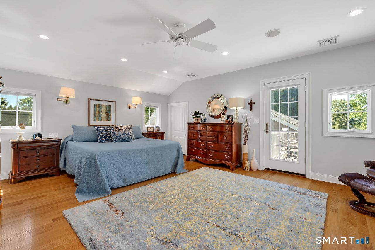 8 Owaneco Trail Old Saybrook CT 06475