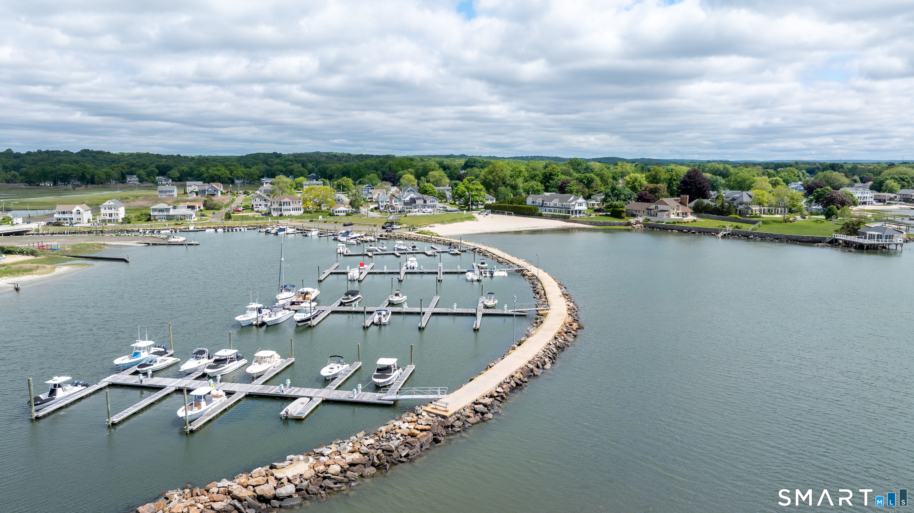 8 Owaneco Trail Old Saybrook CT 06475