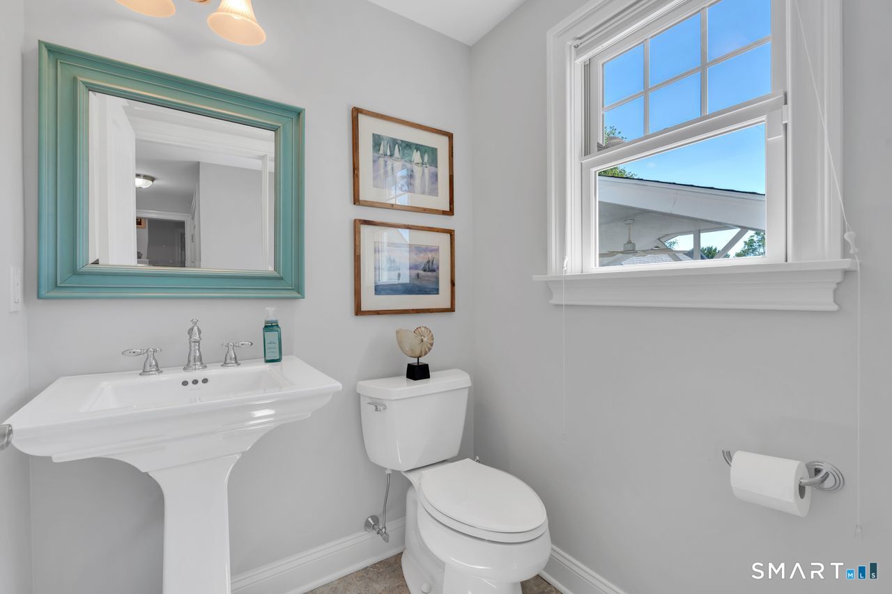 8 Owaneco Trail Old Saybrook CT 06475