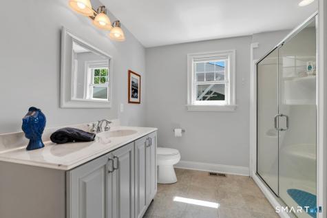 8 Owaneco Trail Old Saybrook CT 06475