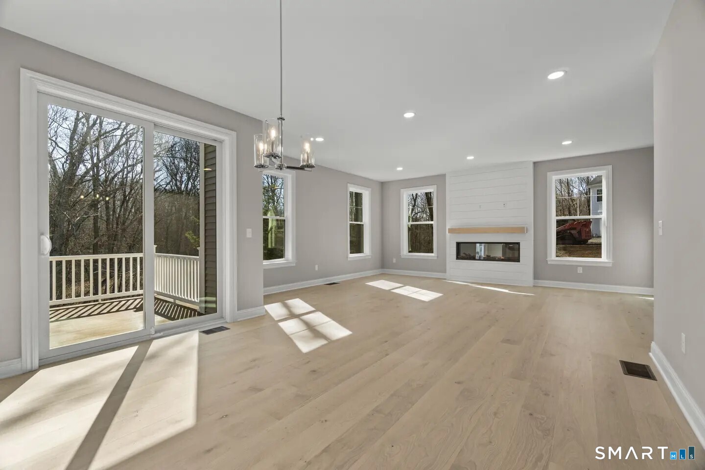 8 Twin Valley Road East Lyme CT 06333