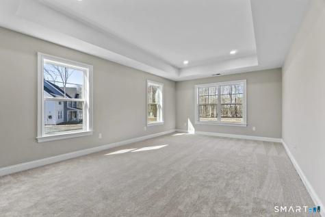 8 Twin Valley Road East Lyme CT 06333
