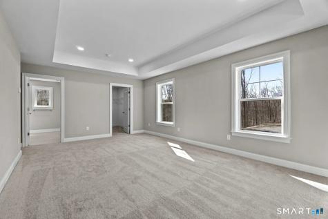 8 Twin Valley Road East Lyme CT 06333
