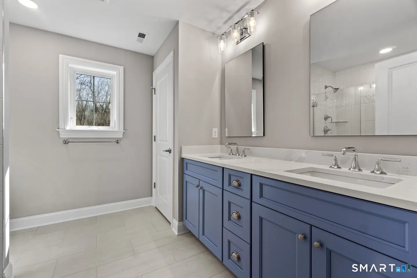 8 Twin Valley Road East Lyme CT 06333