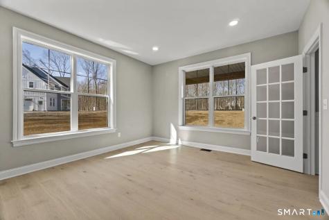 8 Twin Valley Road East Lyme CT 06333