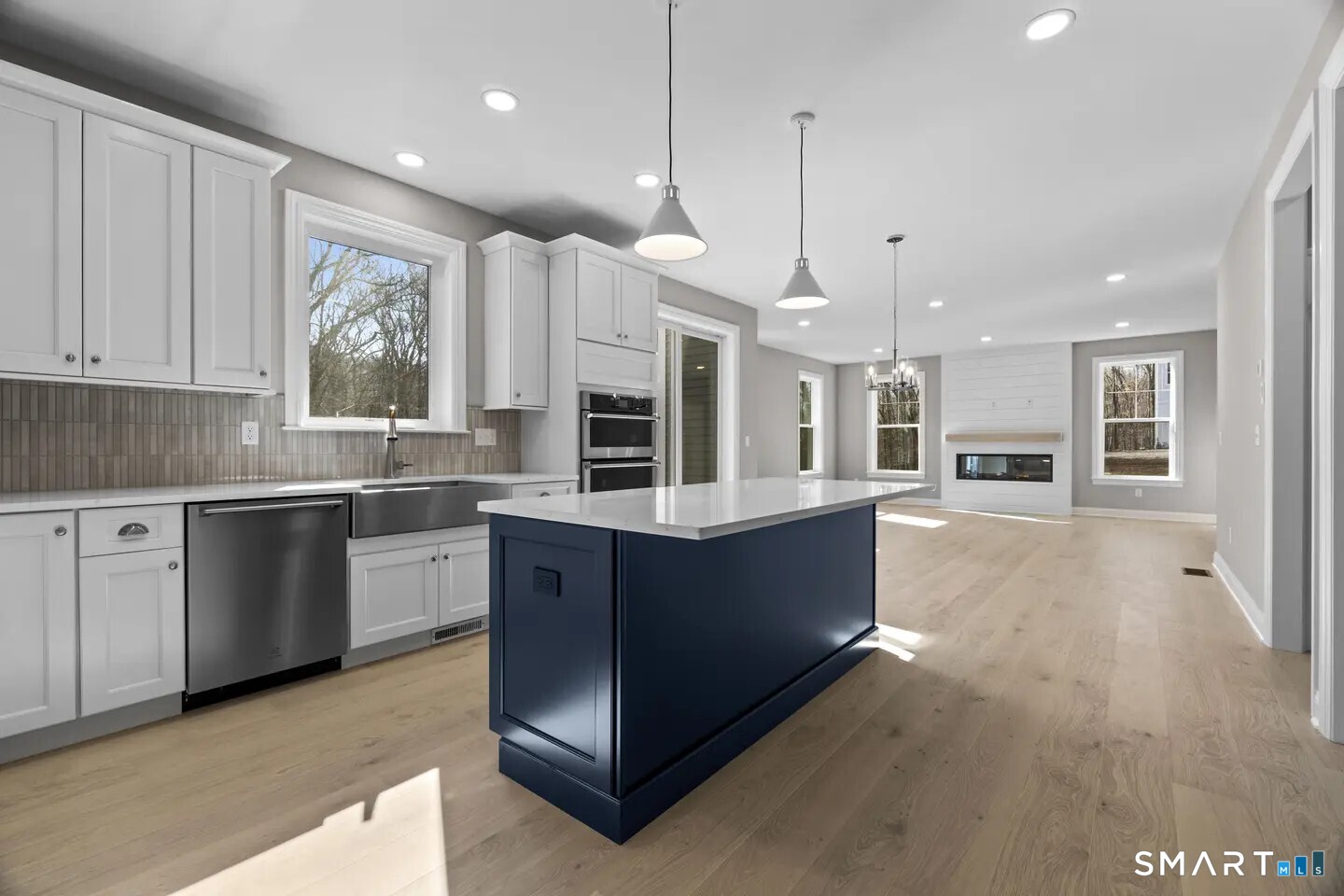 8 Twin Valley Road East Lyme CT 06333