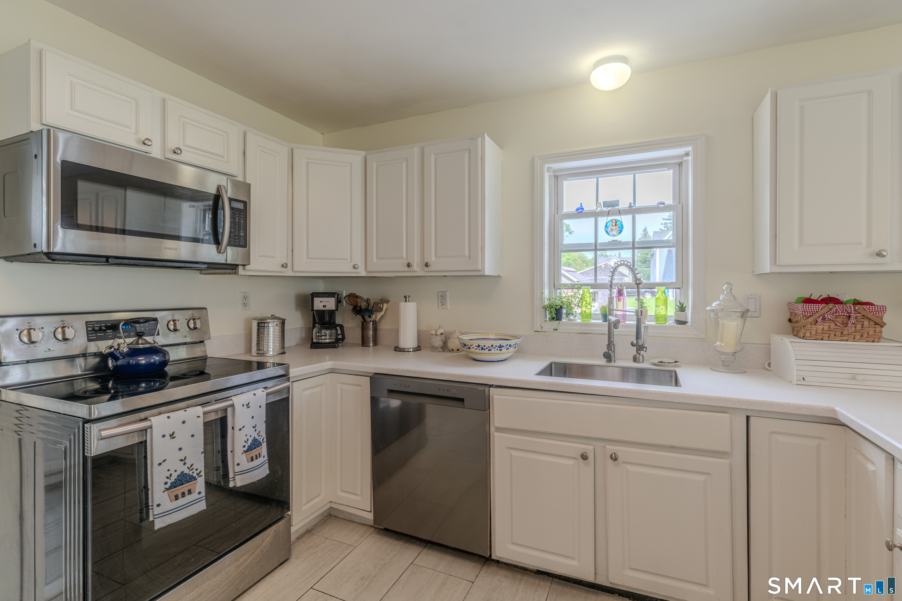 60 Warner Avenue Middletown CT 06457