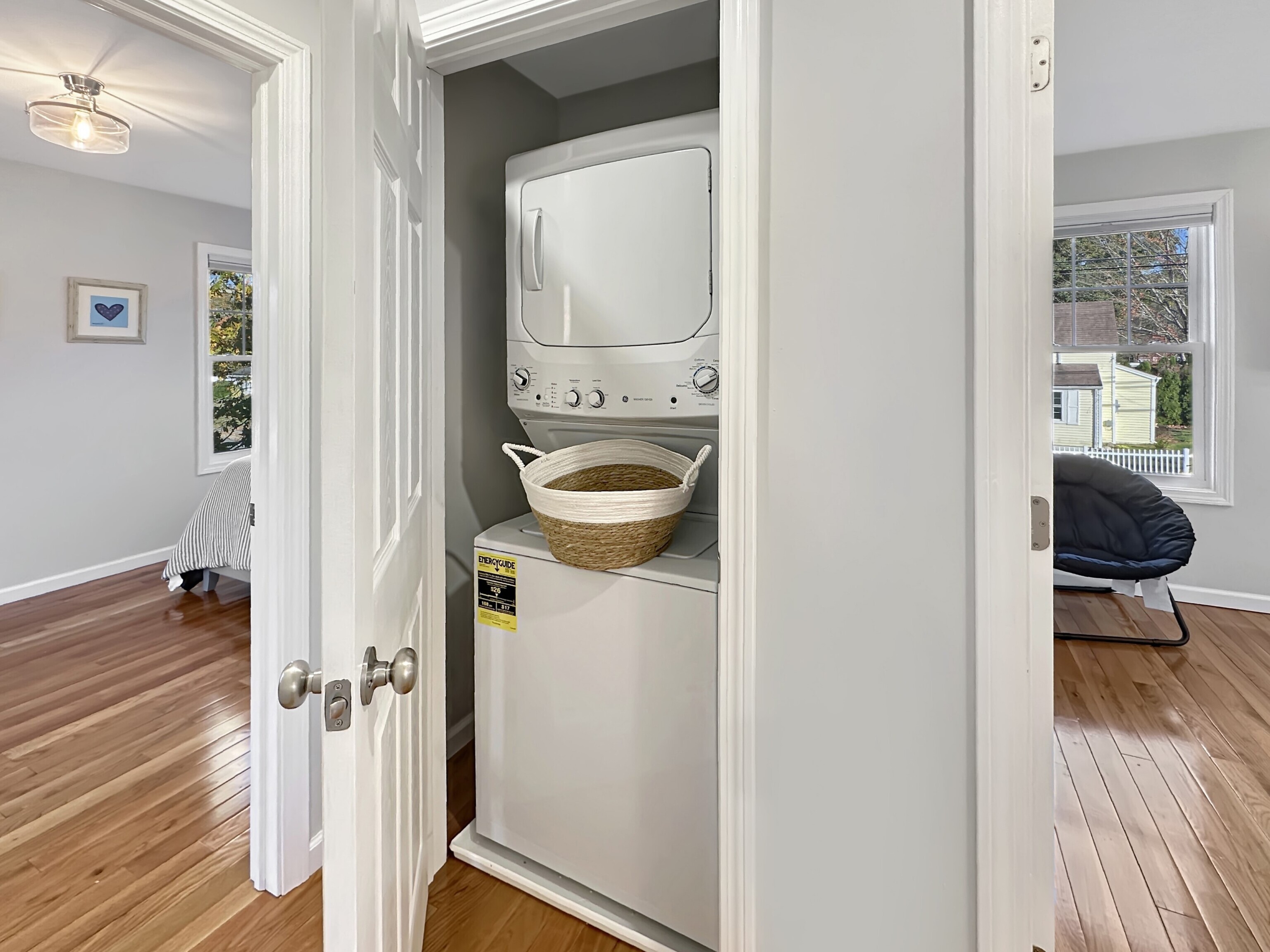 276 Niantic River Road Waterford CT 06385