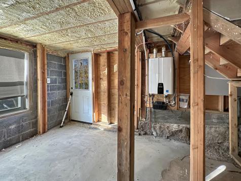 276 Niantic River Road Waterford CT 06385