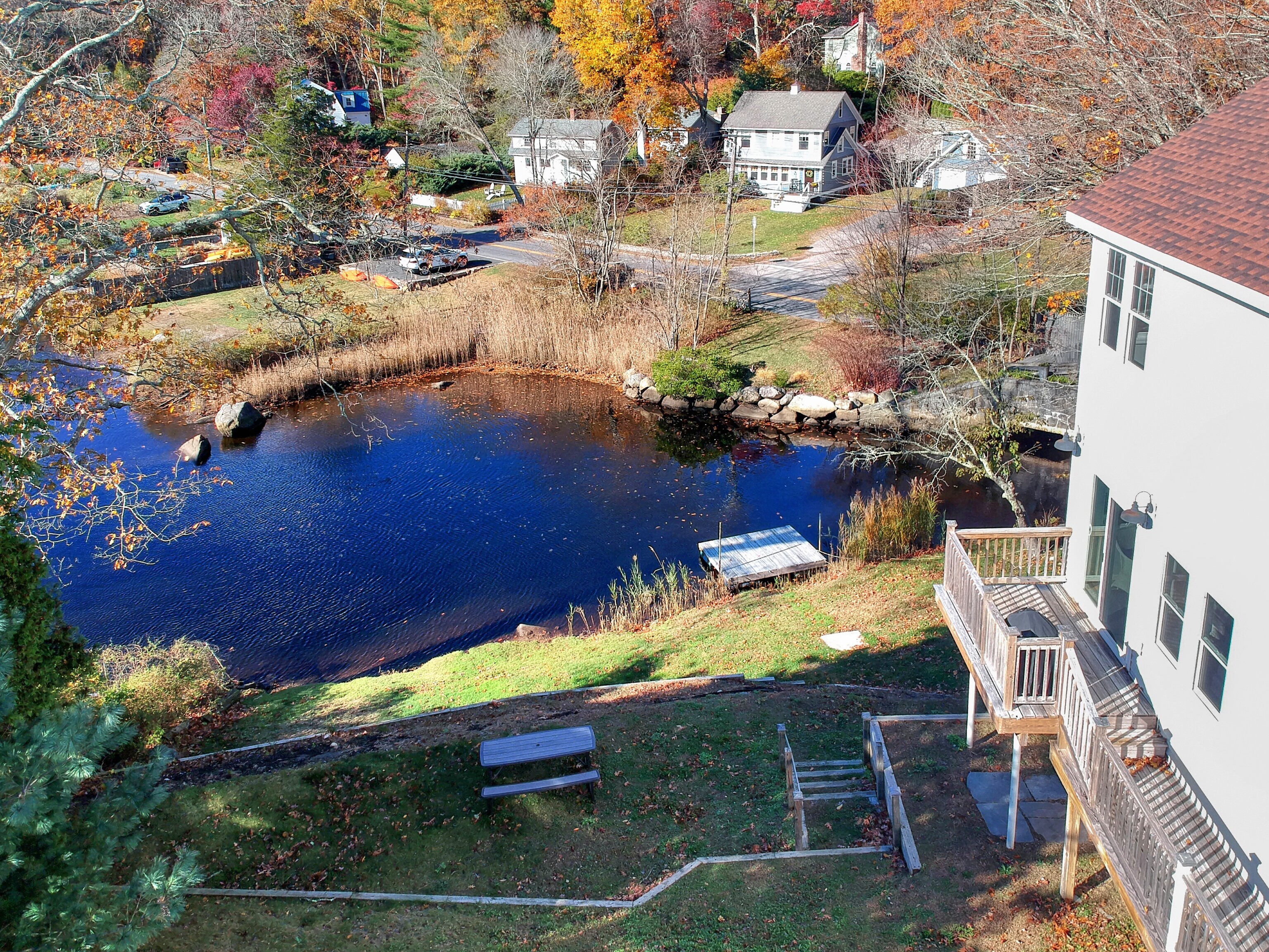 276 Niantic River Road Waterford CT 06385