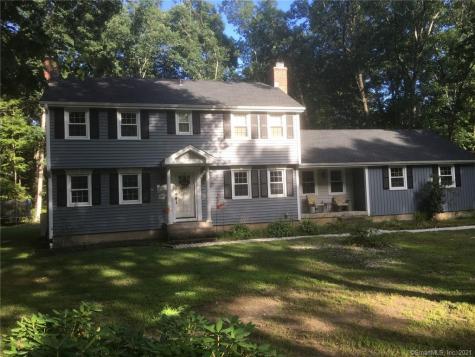 8 Westridge Drive Simsbury CT 06070