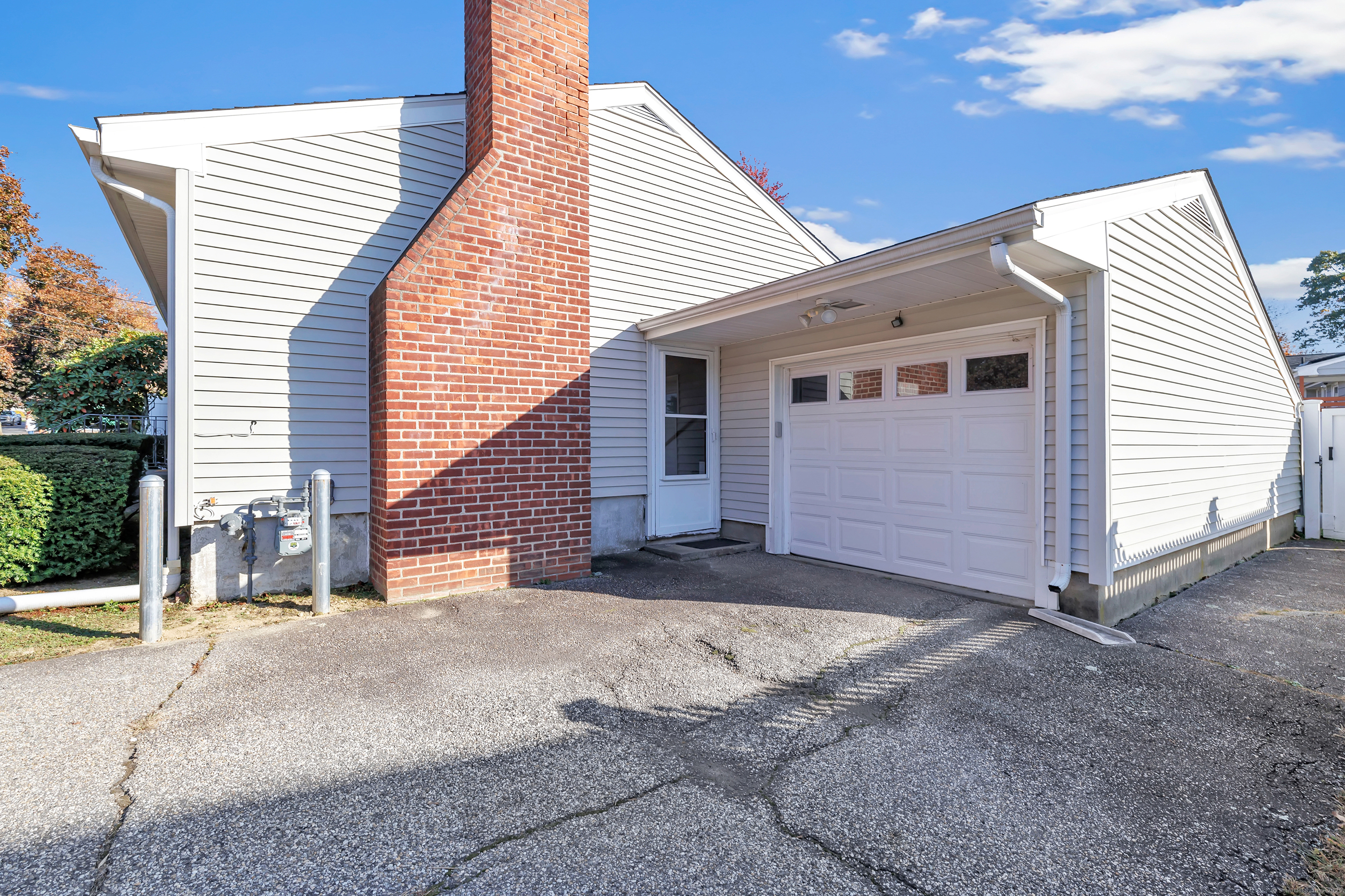 165 Douglas Street Stratford CT 06614