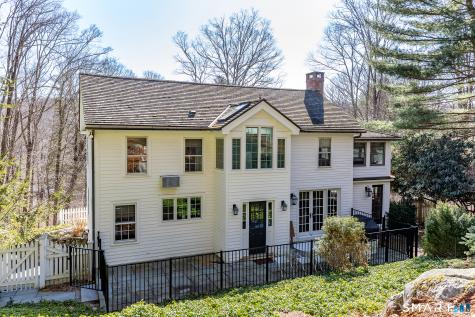 32 Wykeham Road Washington CT 06793
