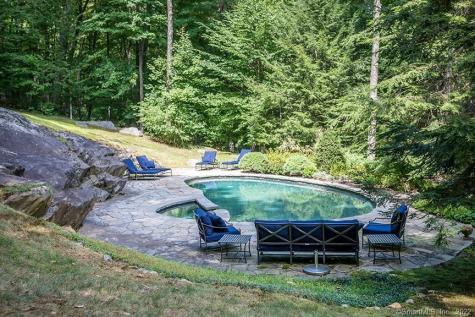 32 Wykeham Road Washington CT 06793