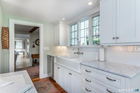 32 Wykeham Road Washington CT 06793