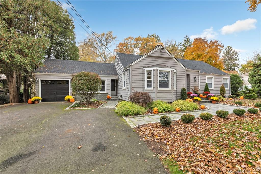 128 Sky Top Drive Fairfield CT 06825